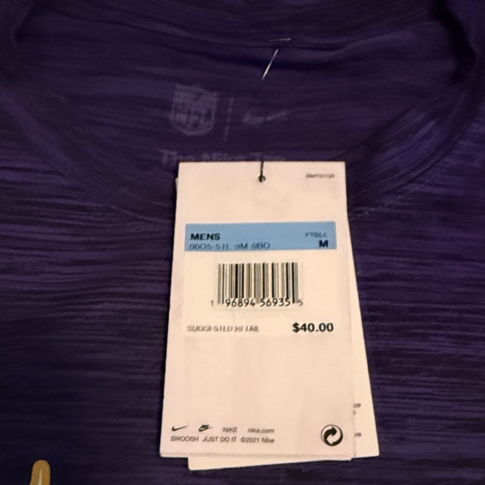 NFL‎ Dry-Fit Vikings Purple Tee with Logo Mens Size Medium - Picture 3 of 6